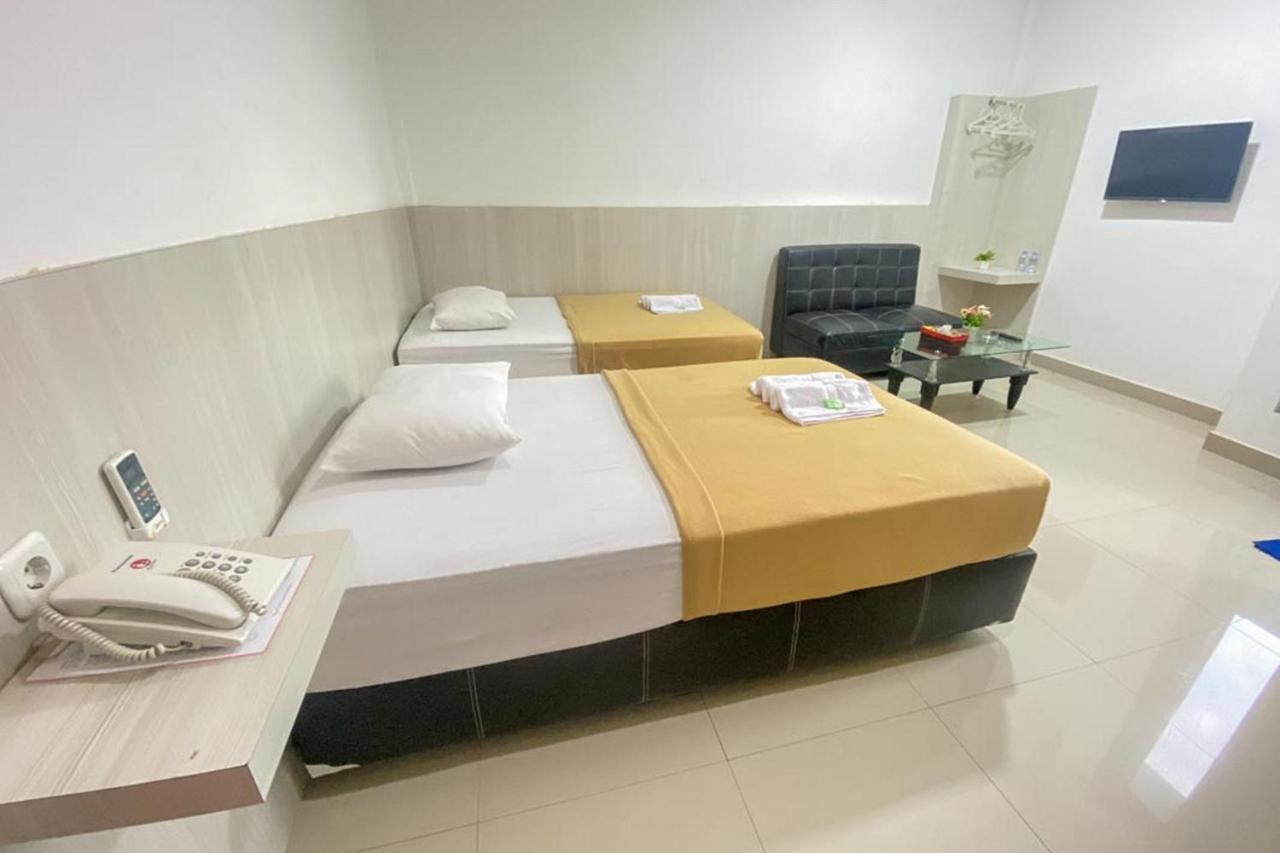 Hotel Giga Sidrap Rappang Экстерьер фото